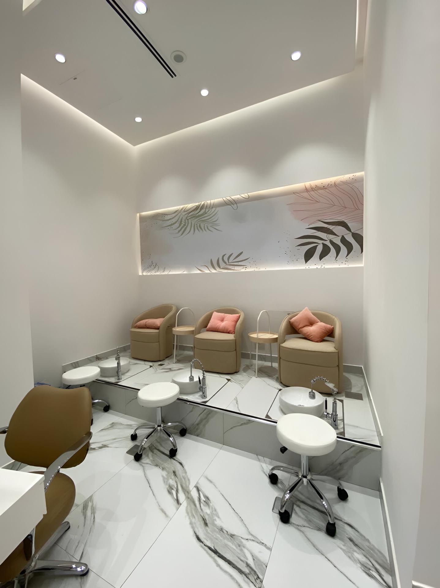 Reception & retail display